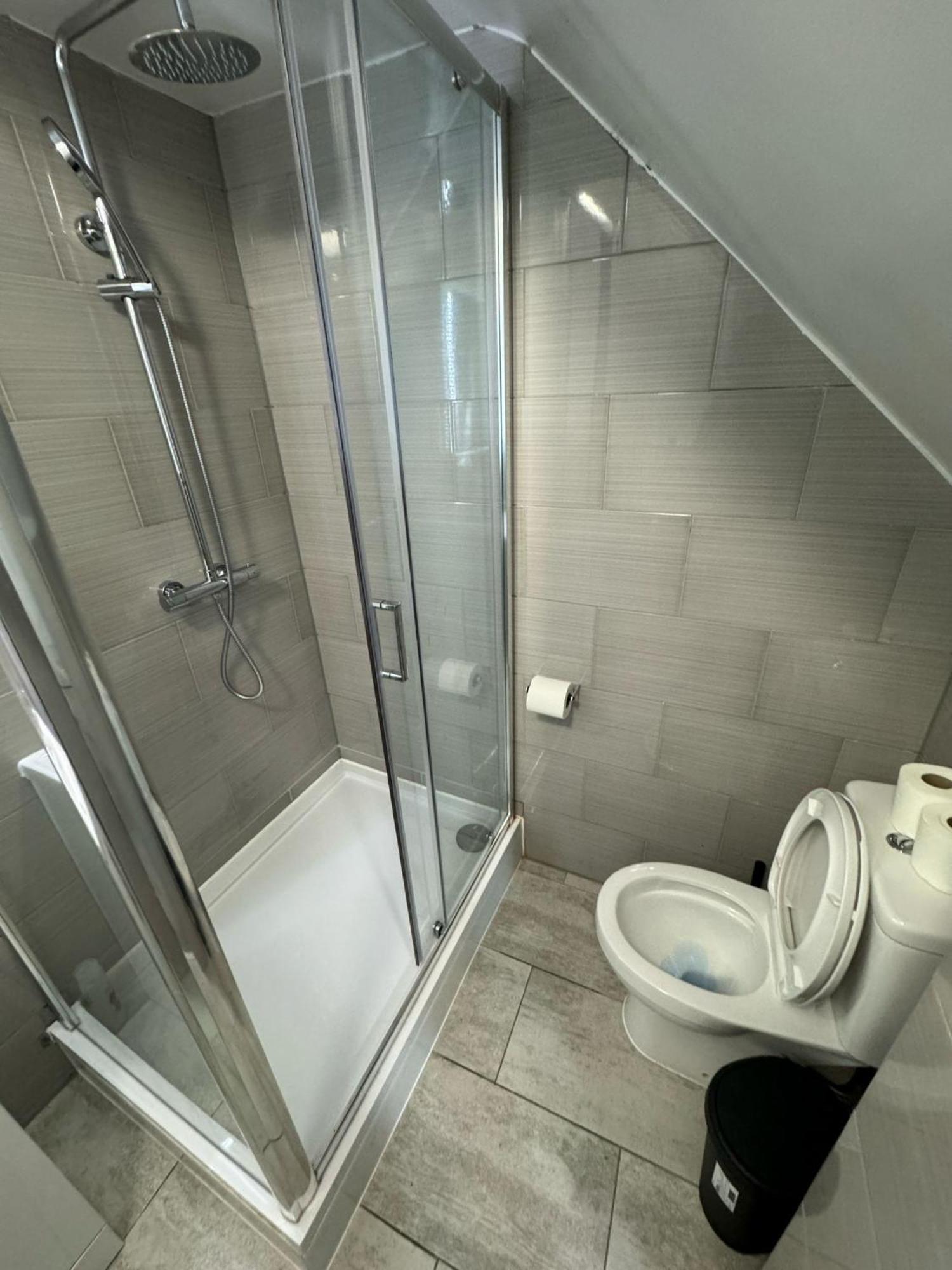 Willesden Green Budget Guesthouse Лондон Екстериор снимка